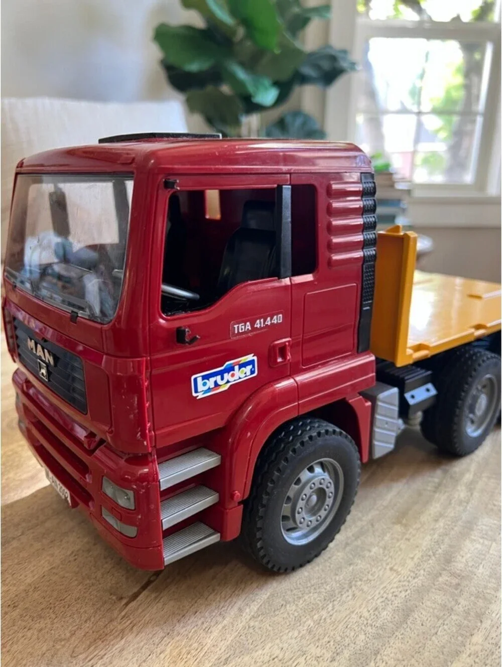 Bruder MAN TGA Tipping Construction Flatbed Toy Truck Scale 1:16 Play Boys